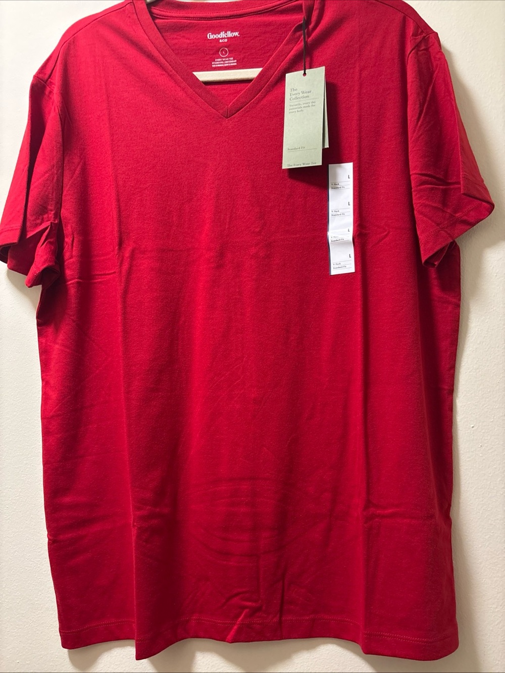 Goodfellow & Co Red V-Neck Short Sleeve Tee (unisex) quantity of 5